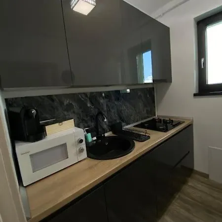 Two Apartment *